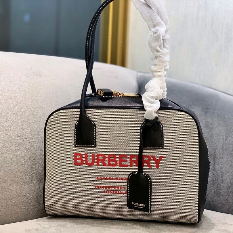 Burberry Cube