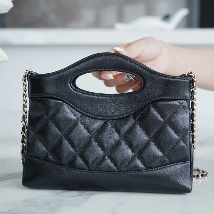Chanel 24s 31bag nano