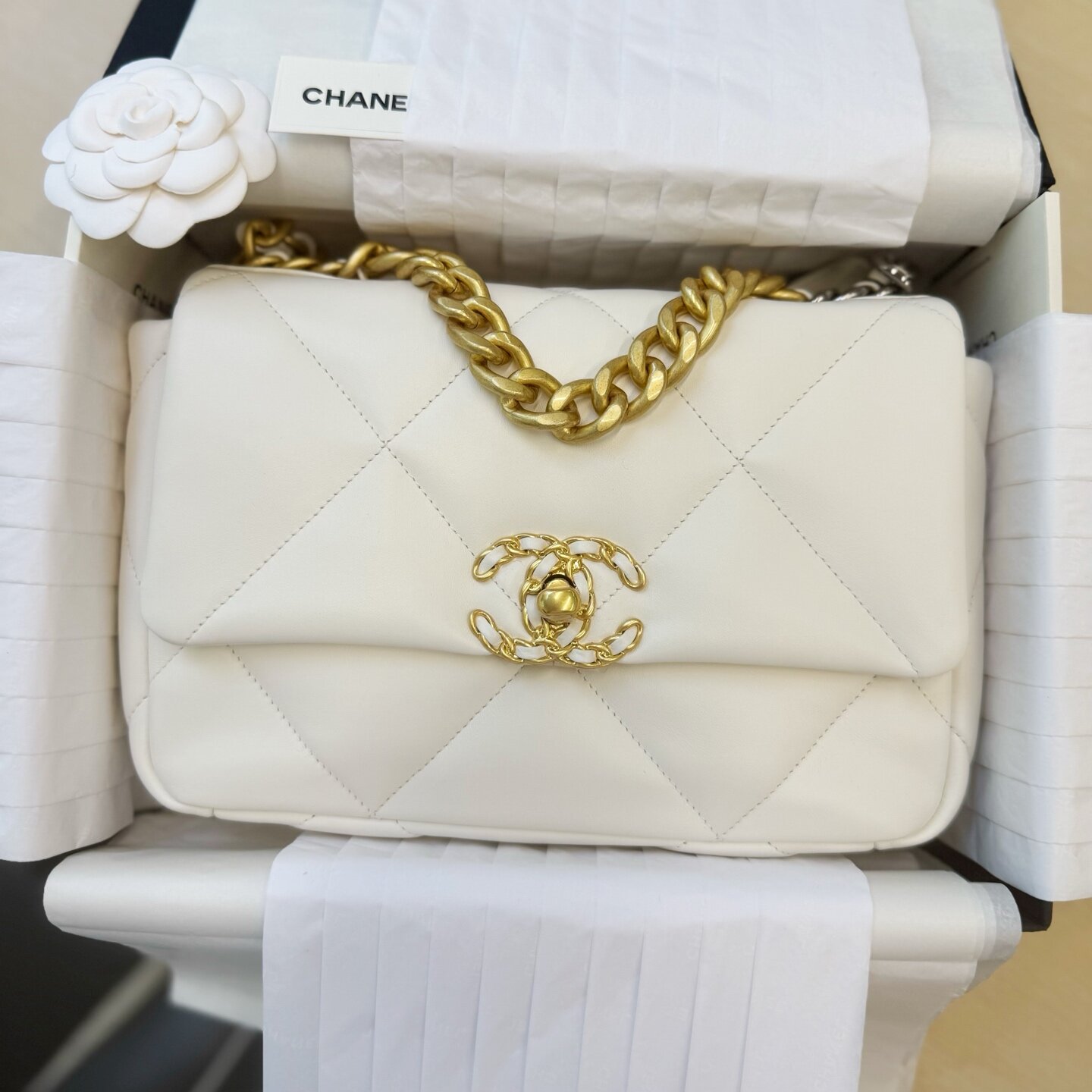 Chanel AS1160