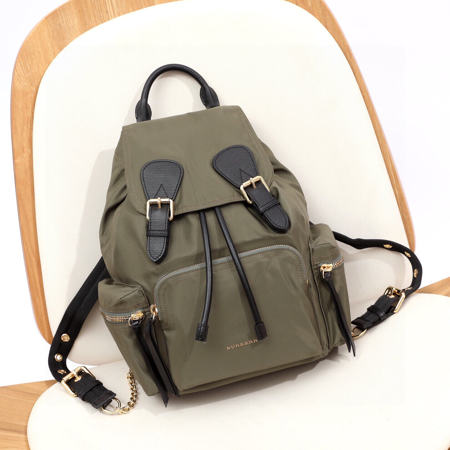 BURBERRY 623159