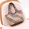 BURBERRY 685155