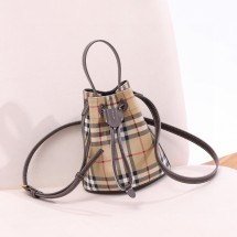 BURBERRY 949155