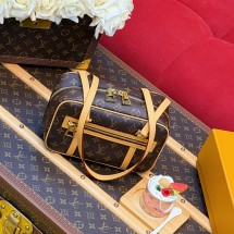 루이비통 시테 토트백 M46321 모노그램 코팅 캔버스 소재 가방