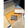 LV card wallet 1